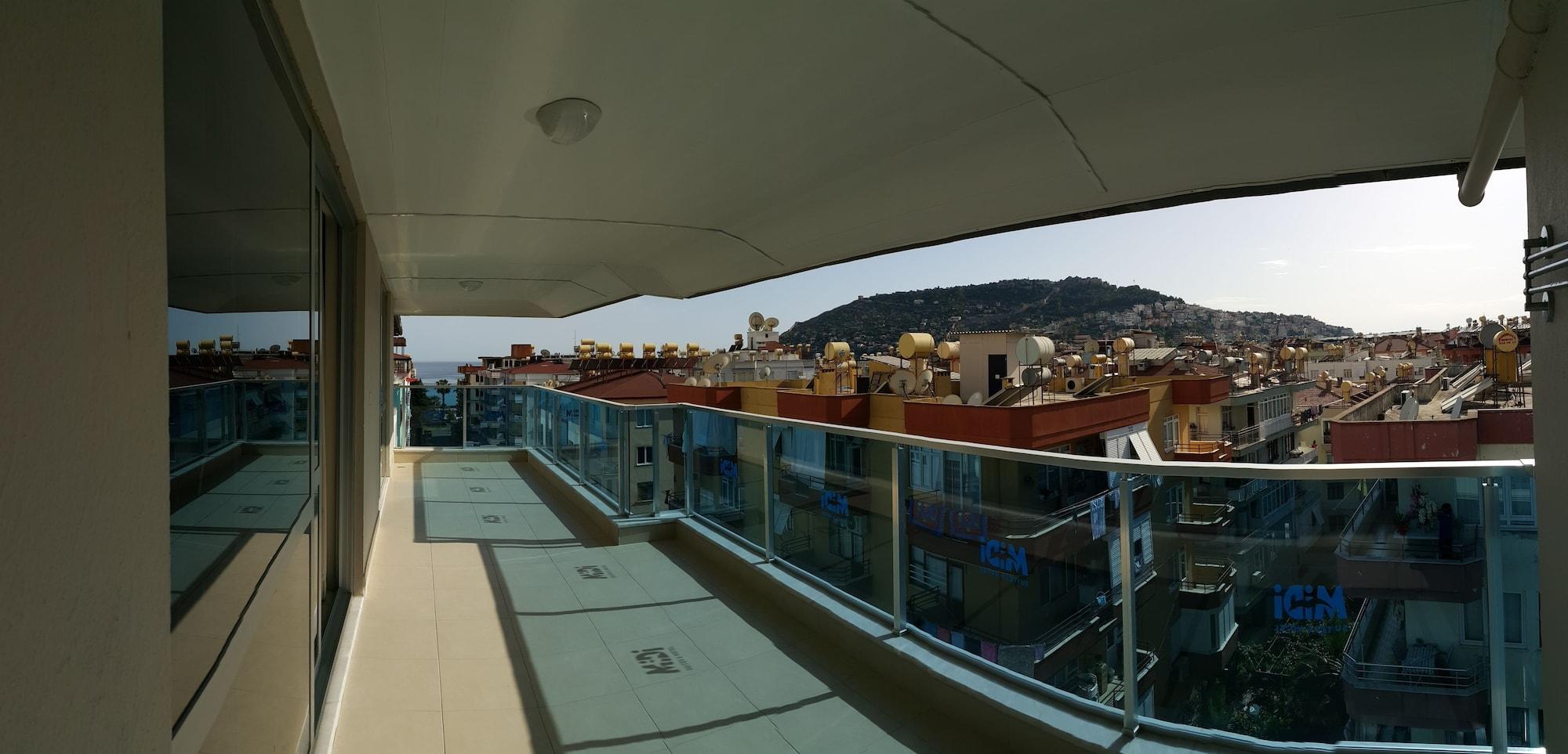 Hotell Midi & Alanya