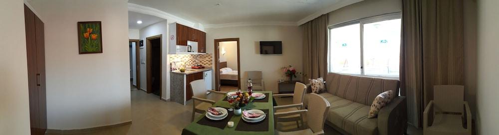 Midi & Hotell Alanya