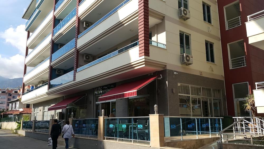 Midi & Hotell 5*